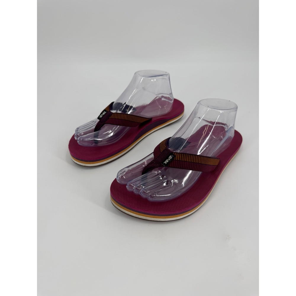 Teva Olowahu Flip Flops‎ Womens 9.5 Beet Red Striped Mush Sole Strappy Sandals